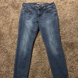 Women’s size 10 stretchy jeans